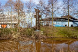 Kunstwerk Poorter van Ad Louwinger in de buurt Huibeven West in de wijk Huibeven in stadsdeel de Reeshof in Tilburg