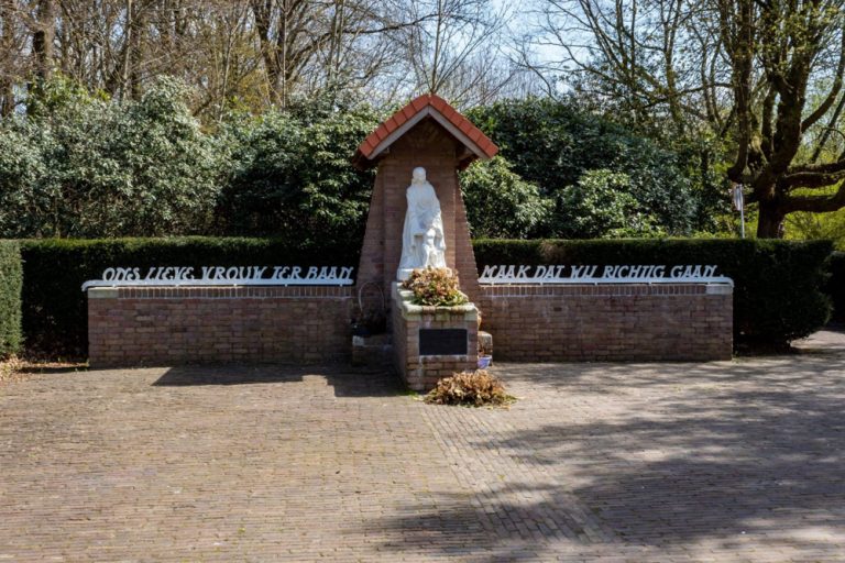 Beeld / Monument van Onze Lieve Vrouw ter Baan