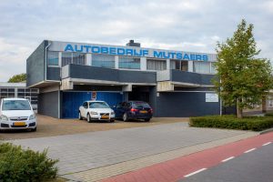 Automobielbedrijf H. Mutsaers in Tilburg