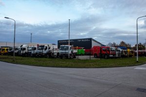 TopTrucks.nl en Worldwide Transit op bedrijventerrein Katsbogten in Tilburg