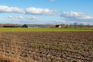 Melkveebedrijf Nieuwelijn V.O.F. in het Buitengebied Gilzebaan West in Tilburg-Zuid