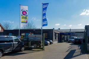 Schellekens Autoschadehershelbedrijf op Bedrijventerrein Loven Noord in Tilburg