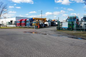 Wolfs Trucks op Bedrijventerrein Loven Noord in Tilburg