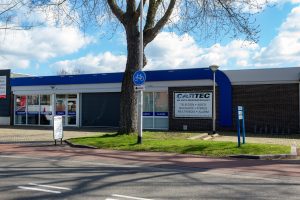 Automaterialenwinkel CARTEC op het bedrijventerrein Loven zuid in Tilburg