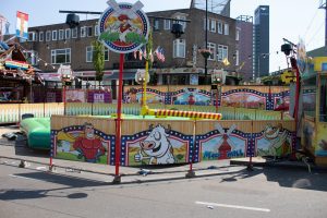 De kermisattractie Mad Mill van de Vries op de Tilburgse Kermis