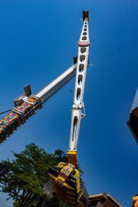 De kermisattractie Booster-Maxx van W Ordelman op de Tilburgse Kermis