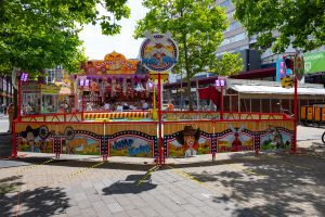 De kermisattractie Mad Mill van de Vries op de Tilburgse Kermis