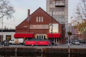 SHINZO sushi lounge & grill in de Piushaven in de wijk Hoogvenne in Tilburg