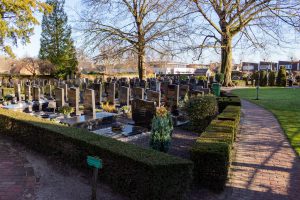 RK Kerkhof St. Lambertus in de wijk Zeshoeven in Udenhout