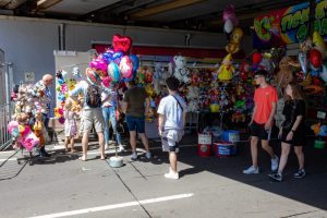 De kermisattractie Ballonnen Rodenburg op de Tilburgse Kermis