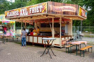 De kermisattractie Snacks op de budgetkermis van Tilburg