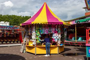 De Kermisattractie Eendjes op de Kermis van Udenhout