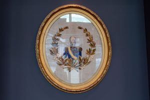 Geborduurd Portret van Koning Willem II in het stadhuis van Tilburg