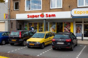 Supersam 3 Tilburg Polski Sklep in de buurt Heikant-Oost in stadsdeel Tilburg-Noord