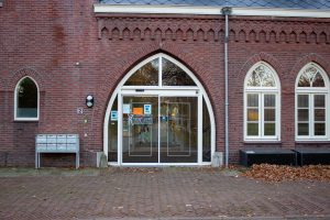Gezondheidscentrum Koningsoord in het dorp Berkel-Enschot