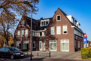 Tandheelkundig Centrum Udenhout in het dorp Udenhout