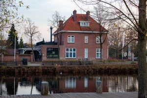 Villa Pastorie in de Piushaven in de wijk Fatima in Tilburg