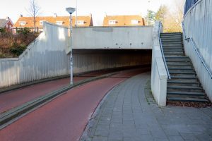 De Fietstunnel van het iepenpad in Tilburg