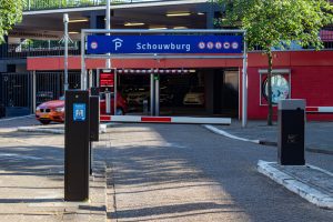De parkeergarage Schouwburg in het Centrum van Tilburg
