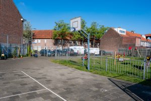 Basketbalveld Valkenierstraat