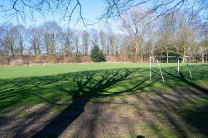 Voetbalveld Midden Brabantpark in de wijk Stokhasselt