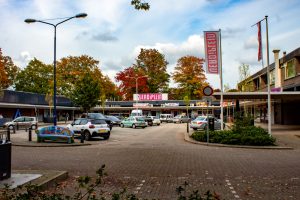 Winkelcentrum Verdiplein In de wijk Stokhasselt Stadsdeel Tilburg Noord