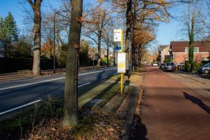 De bushalte Viaduct A58 in Tilburg