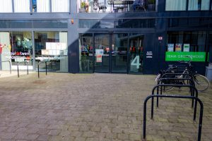 Wijkcentrum Spijkerbeemden in de wijk Groenenwoud in Tilburg
