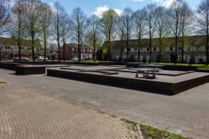 Het Kasteel van Tilburg in het Stenen Kamerpark in Tilburg