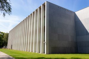 CUBE op het Universiteits terrein in Tilburg