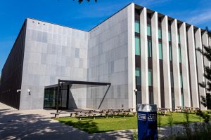 CUBE op het Universiteits terrein in Tilburg