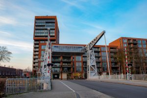 Kunstwerk Den Ophef van John Kormeling in de Piushaven