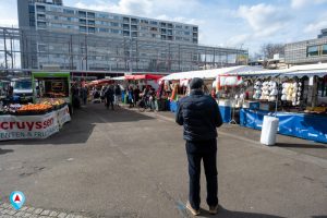 De weekmarkt van het Koningsplein op zaterdag in Tilburg